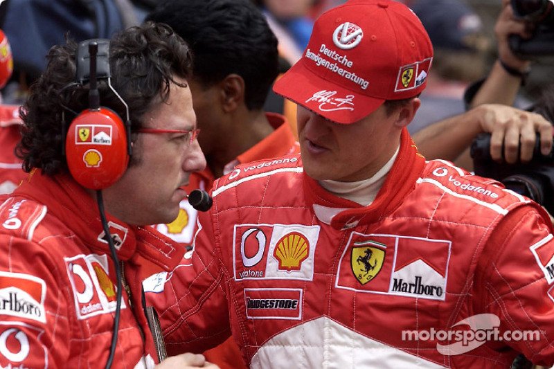 Luca Baldisserri (vlevo) v době, kdy pracoval s Michaelem Schumacherem.