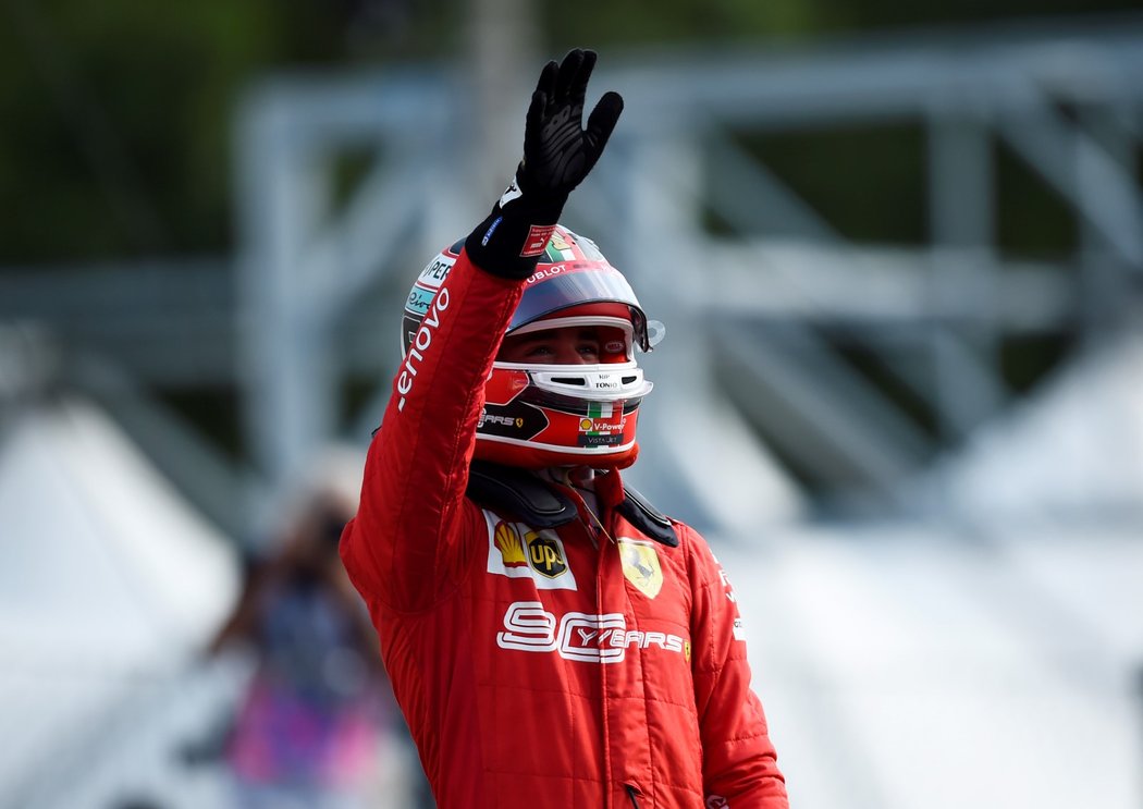 Charles Leclerc ovládl kvalifikaci na Velkou cenu Itálie, startovat bude z pole position