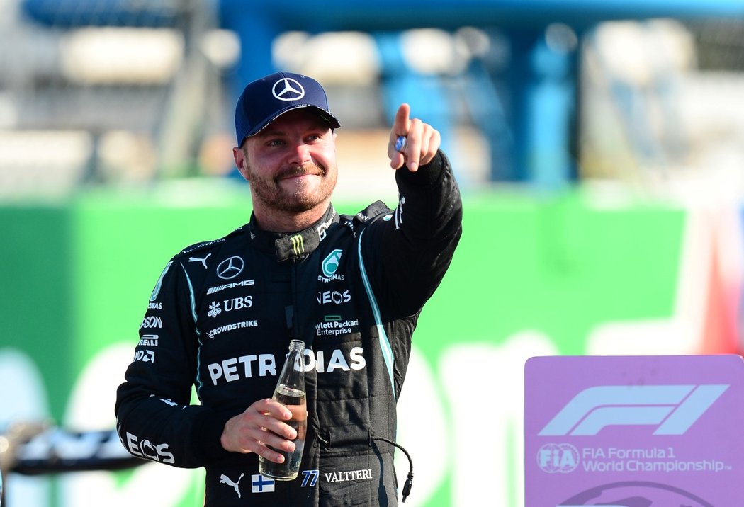 Valtteri Bottas z Mercedesu vyhrál sprint před Velkou cenou Itálie F1