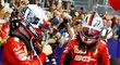 Jezdci Ferrari Charles Leclerc a Sebastian Vettel po GP Singapuru