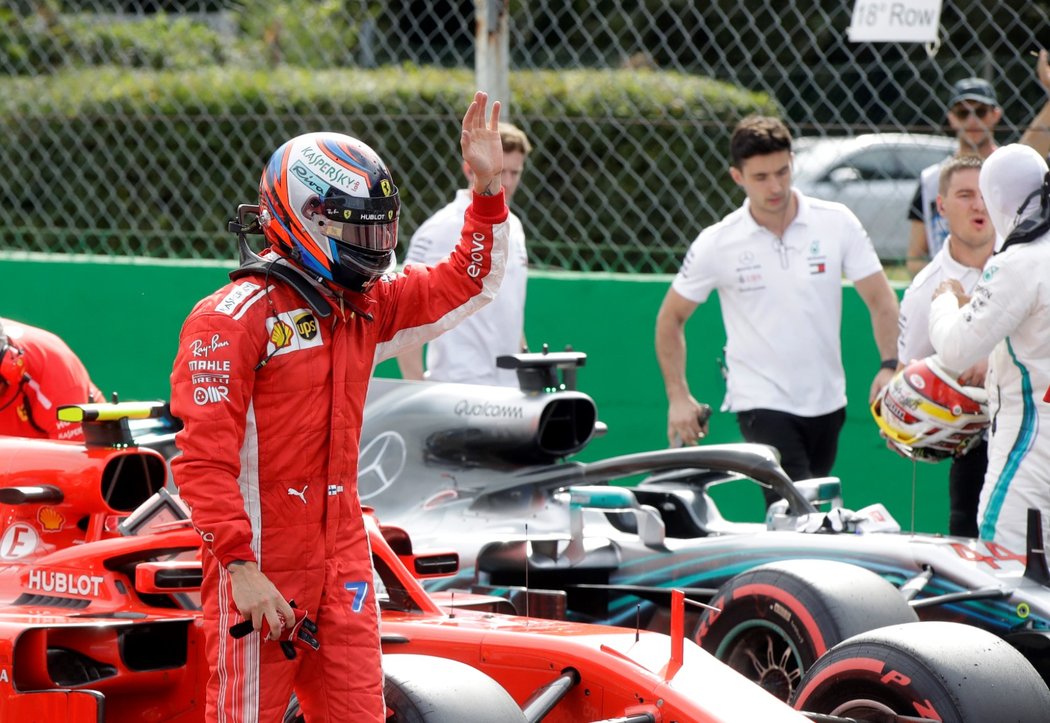 Kimi svými hláškami bavil fanoušky Formule 1. Po sezóně ale končí.