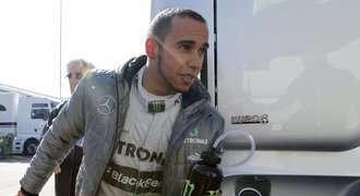 Spokojený Lewis Hamilton: V Mercedesu děláme pokroky