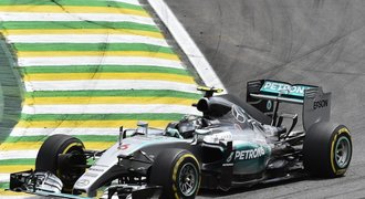 V Brazílii zvítězil Rosberg. Už má jistotu, že bude v F1 druhý