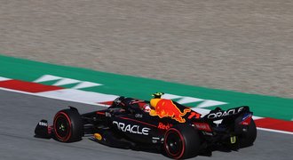 Pérez před sprintem penalizován. Red Bull se zlobí: Riskovali jsme zbytečně 