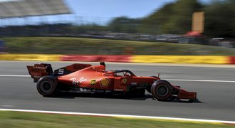 První trénink F1 po měsíční pauze ovládlo v Belgii Ferrari