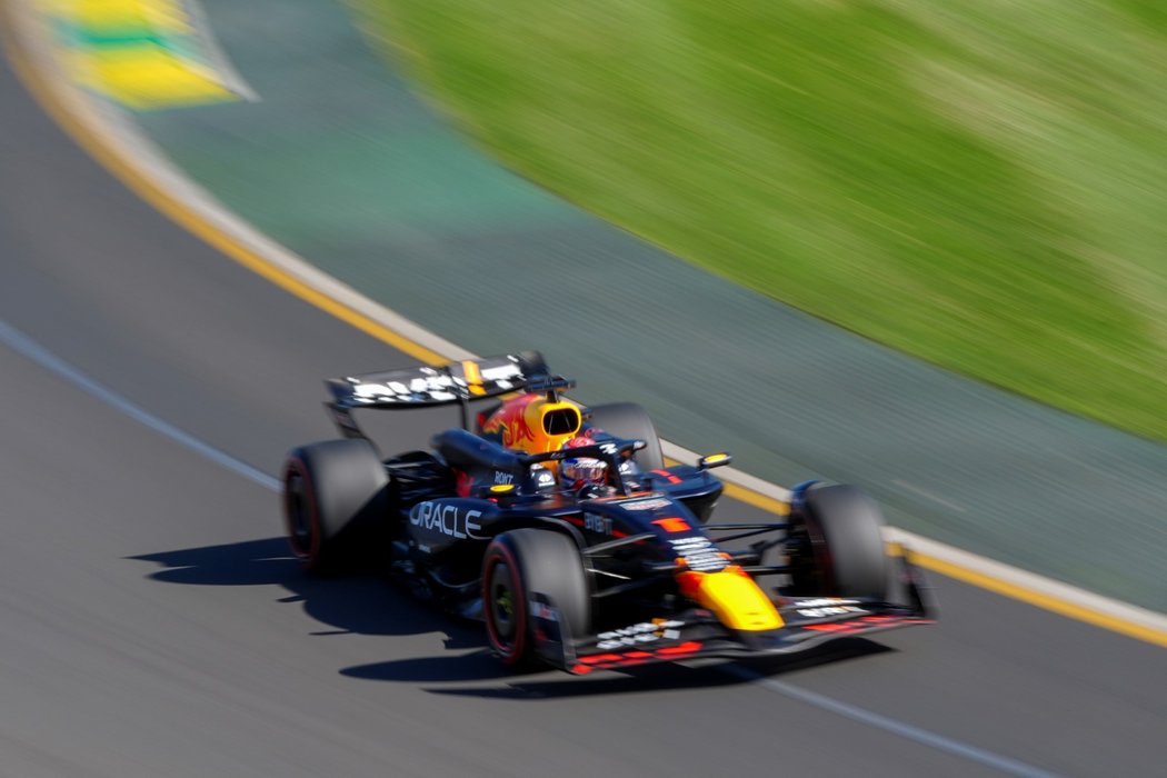 Nadvláda Maxe Verstappena pokračuje, i v Austrálii odstartuje z prvního místa