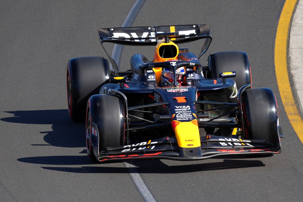 Max Verstappen z Red Bullu odstartuje do VC Austrálie z pole position