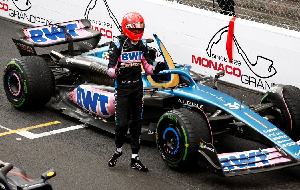 Francouz Esteban Ocon dojel na Velké ceně Monaka jako třetí