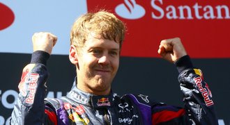 Vettel konečně vyhrál doma v Německu, slaví už počtvrté v sezoně