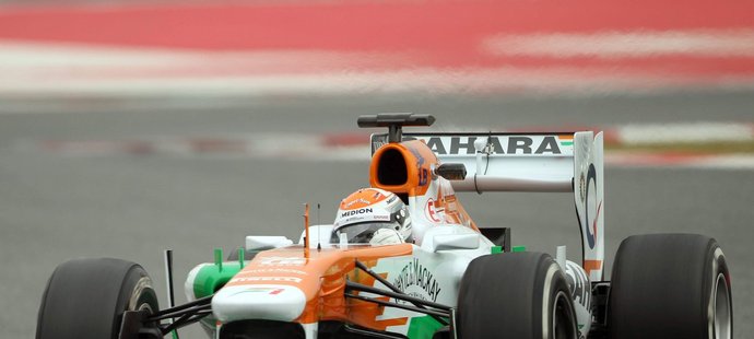 Monopost stáje Force India si Sutil vyzkoušel v Barceloně.