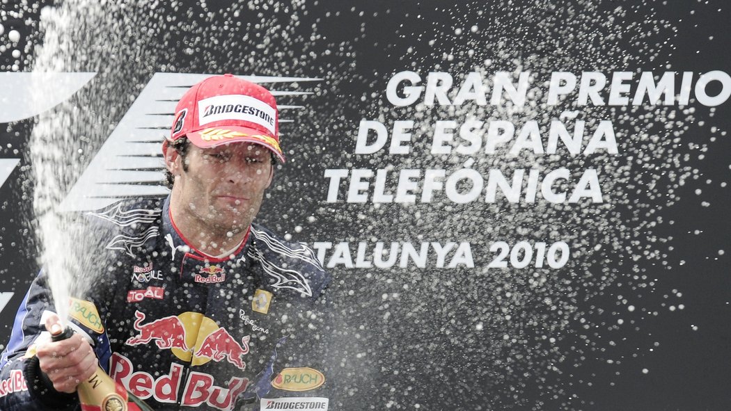 Australan Webber slaví své vítězství ve španělské GP