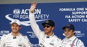 Hamilton začal cestu za obhajobou dobře, v Austrálii vyhrál kvalifikaci