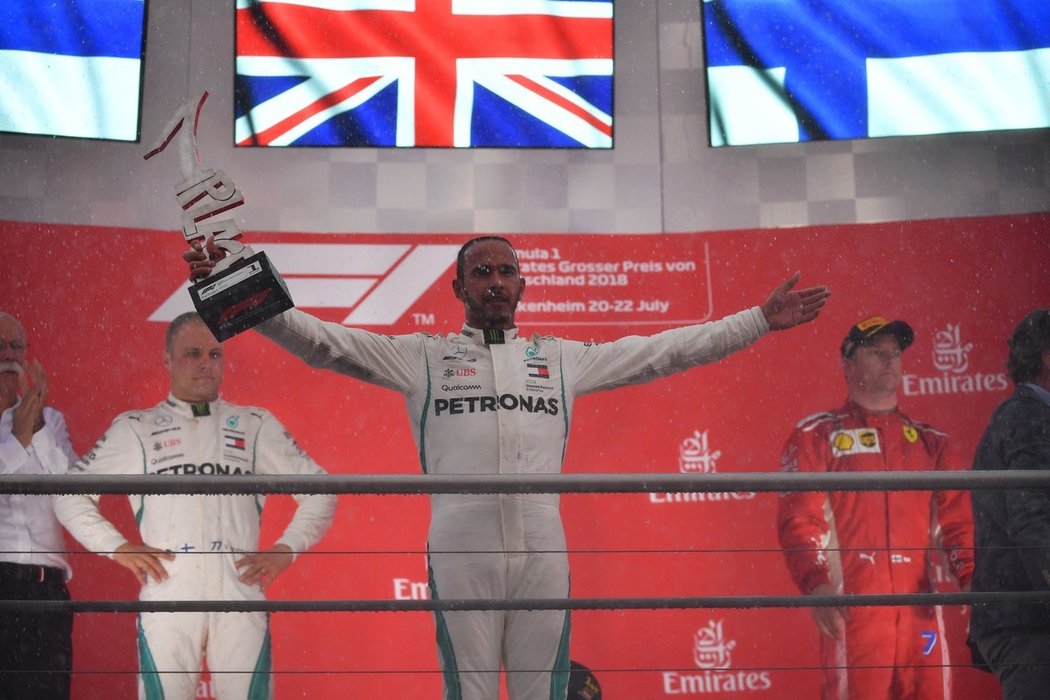 Britský pilot formule jedna Lewis Hamilton během výhry ve Velké ceně Německa v roce 2018
