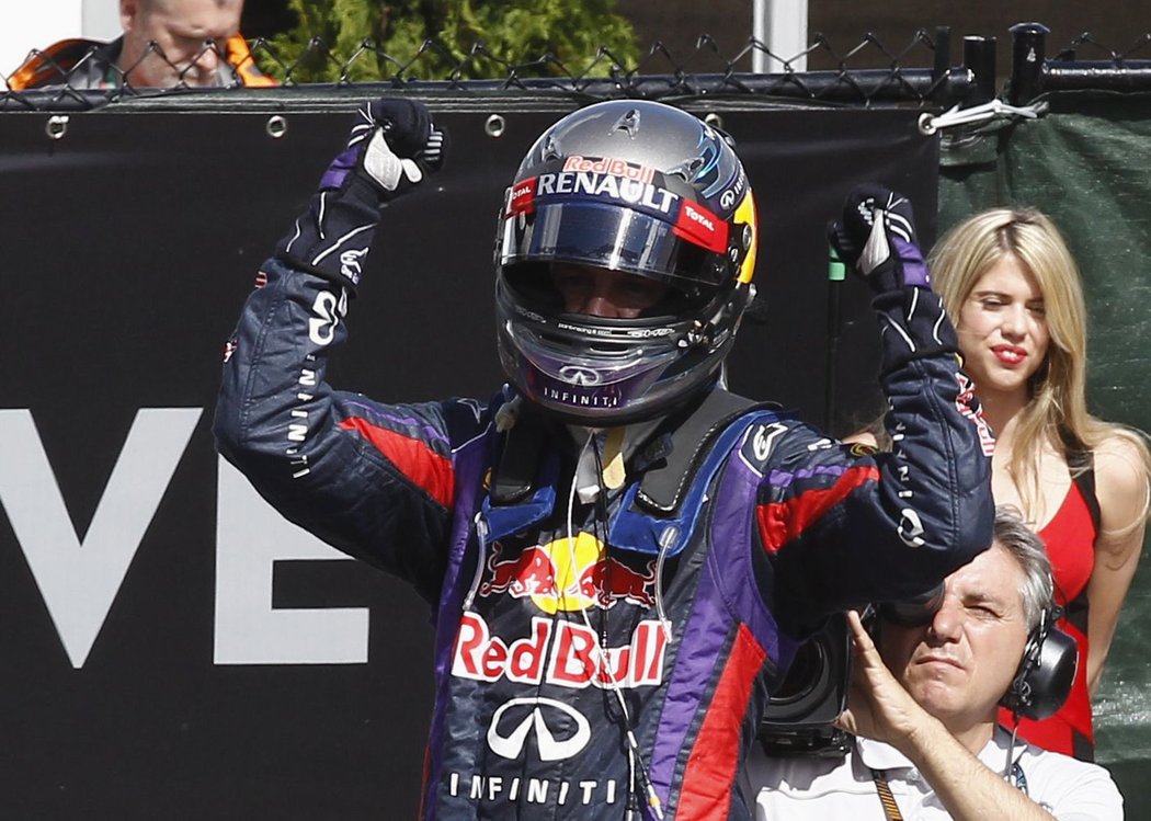 Sebastian Vettel slaví svůj premiérový triumf na kanadském asfaltu