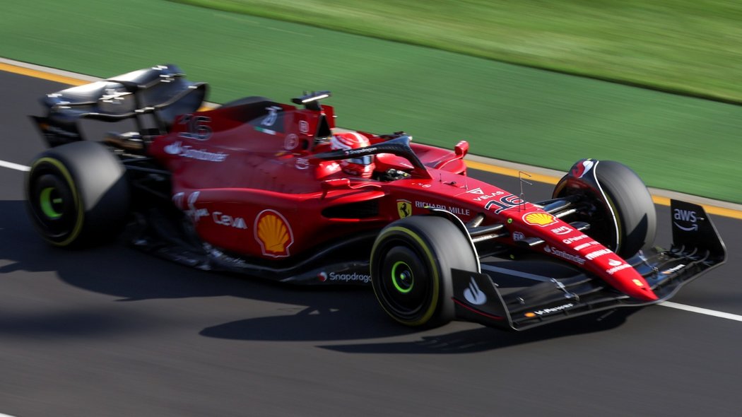 Monacký jezdec Ferrari Charles Leclerc během vítězného závodu ve Velké ceně v Austrálii