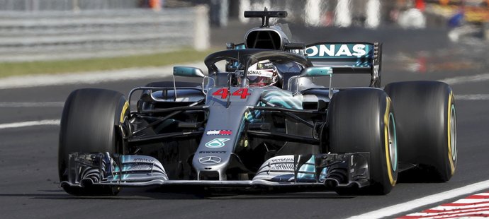 Lewis Hamilton v Maďarsku hladce zvítězil