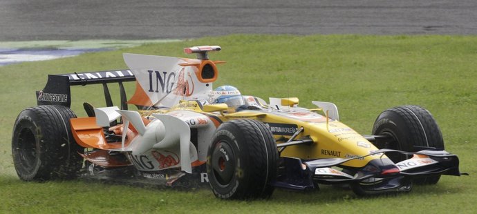 Monopost F1 stáje Renault.