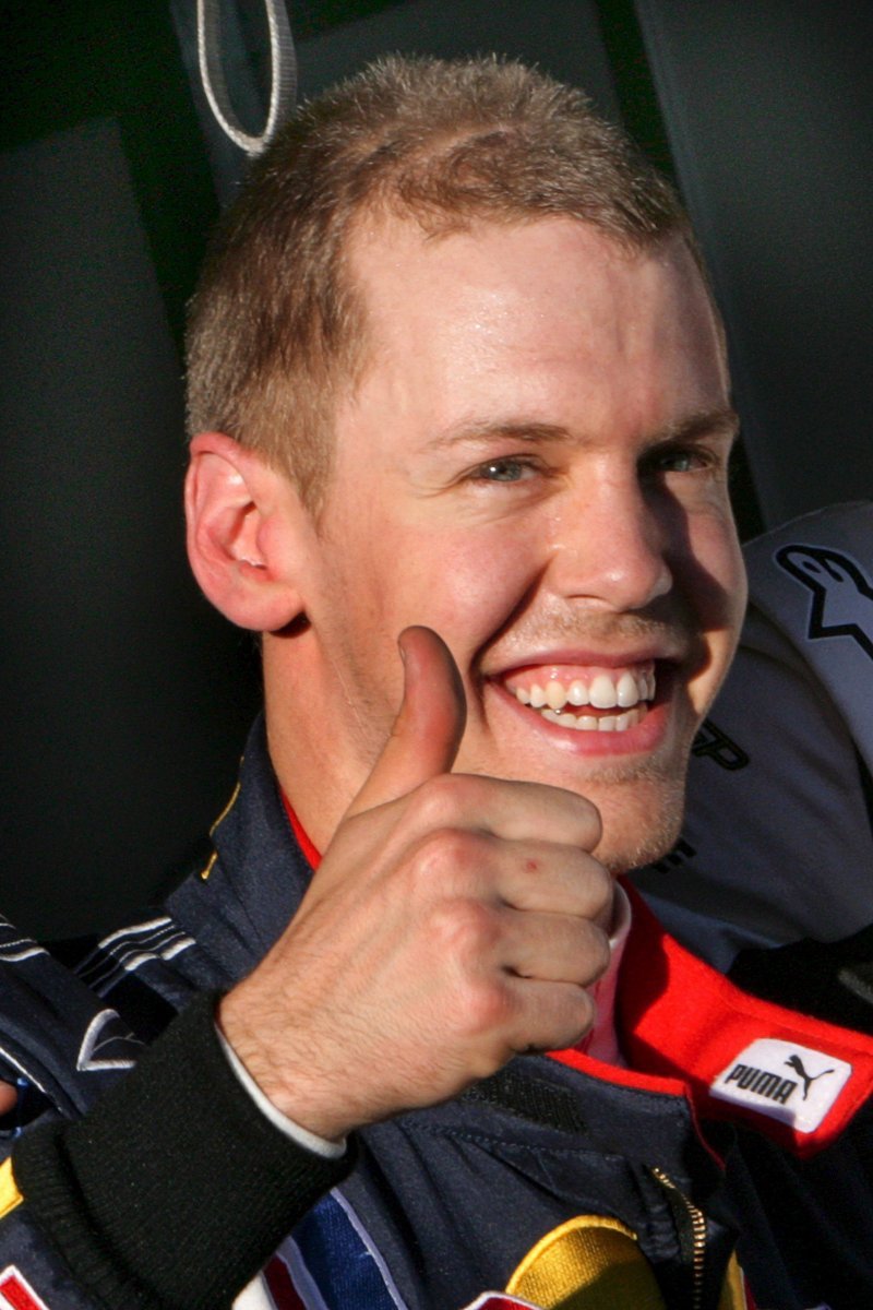 Německý pilot Vettel má radost!