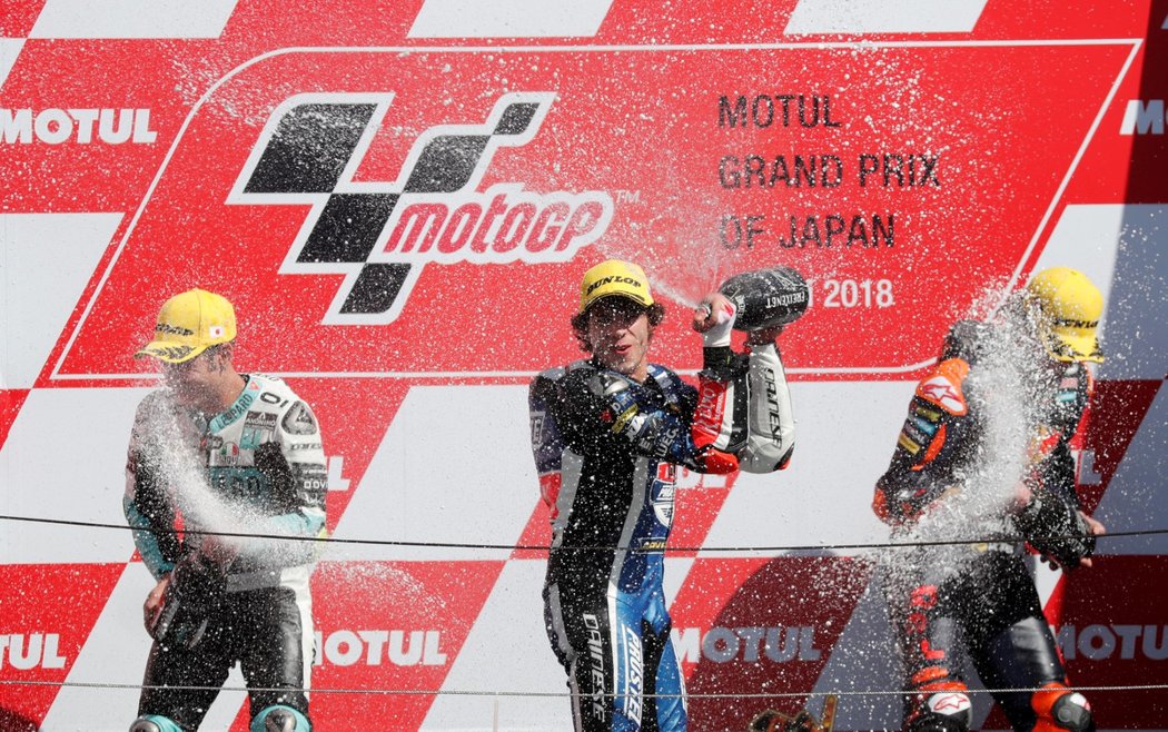 Kategorii Moto3 kraloval v Japonsku italský jezdec Marco Bezzecchi, který se už dotahuje na průběžného lídra šampionátu