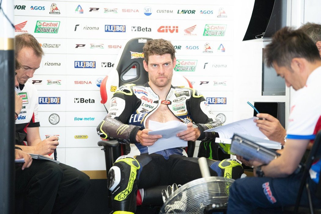 Zkušený britský jezdec Cal Crutchlow toho má už hodně za sebou, ve volných chvílích umí i pobavit