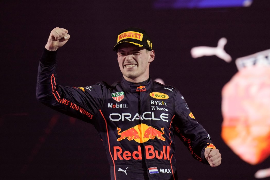 Max Verstappen slaví vítězství v GP Saudské Arábie