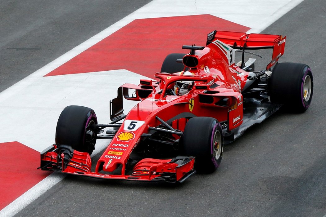 Sebastian Vettel si dojel pro třetí vítězství v kvalifikaci v řadě