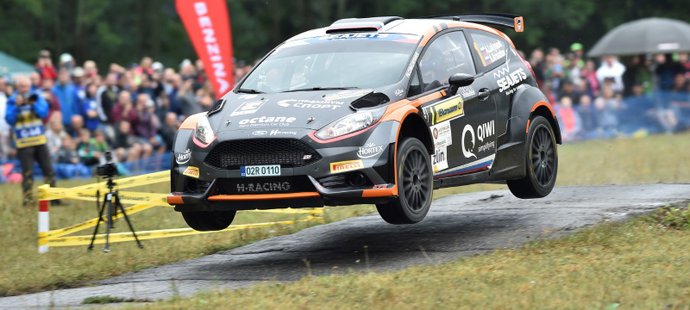 Ruská posádka Alexej Lukjaňuk a Alexej Arnautov s vozem Ford Fiesta R5