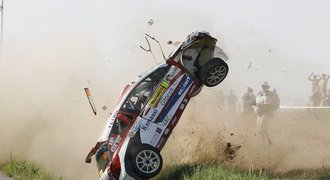 Strach hned na začátek. Barum Rally odstartovala děsivou nehodou