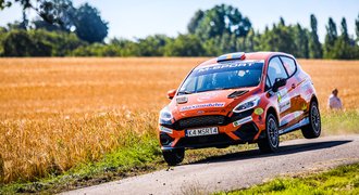 FOTOGALERIE: Rallye Bohemia vyhrál Pech. Prohlédněte si, jak závod probíhal