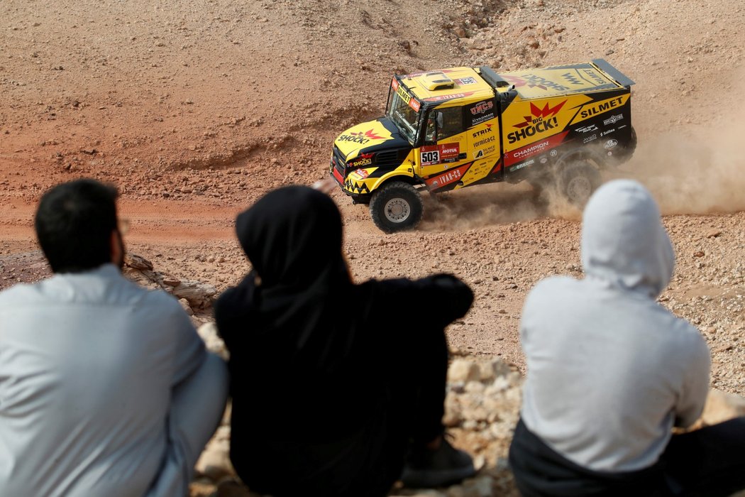 Martin Macík se svým kamionem během 43. ročníku Rallye Dakar