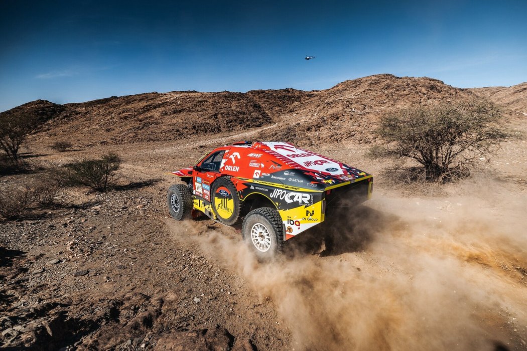Martin Prokop skončil dvanáctý v sedmé etapě Rallye Dakar a celkově se posunul na šesté místo