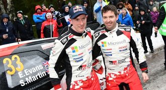 Švédskou rallye ovládl Brit Evans a na MS vede, obhájce Tänak dojel druhý