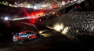 Neuville vyhrál první etapu v Monte Carlu, šampion Tänak dojel třetí