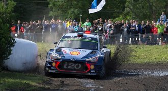 Polskou rallye ovládl Neuville. Belgičan slaví třetí triumf v sezoně