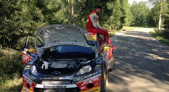 Game over, napsal Prokop. Na finské rally přehřál svůj motor