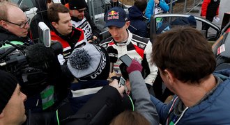 Evans míří k vítězství ve Švédské rallye, Tänak ztrácí 17 vteřin