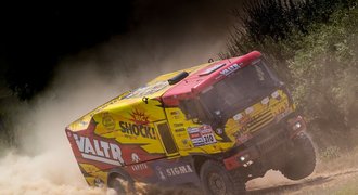 Dakar volá: Loprais dotestoval, KM Racing vypraví kamiony