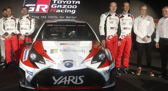 Z garáže až na vrchol. Toyota ukázala světu nabušený Yaris WRC a Latvalu