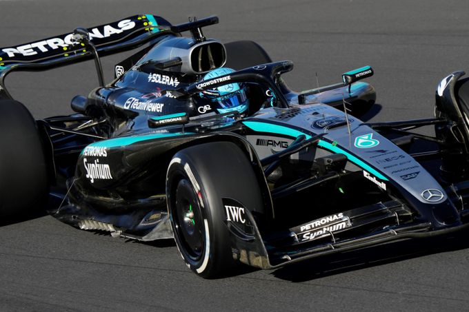 Jezdci v nejistotě: Russell stále bez smlouvy, Red Bull chystá změny. Šanci dostane talent Jezdci v nejistotě: Russell stále bez smlouvy, Red Bull chystá změny. Šanci dostane talent