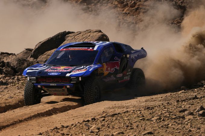 Dakar posedmé v arabském světě. Na dvacet českých posádek čeká skoro 5 tisíc měřených kilometrů Dakar posedmé v arabském světě. Na dvacet českých posádek čeká skoro 5 tisíc měřených kilometrů