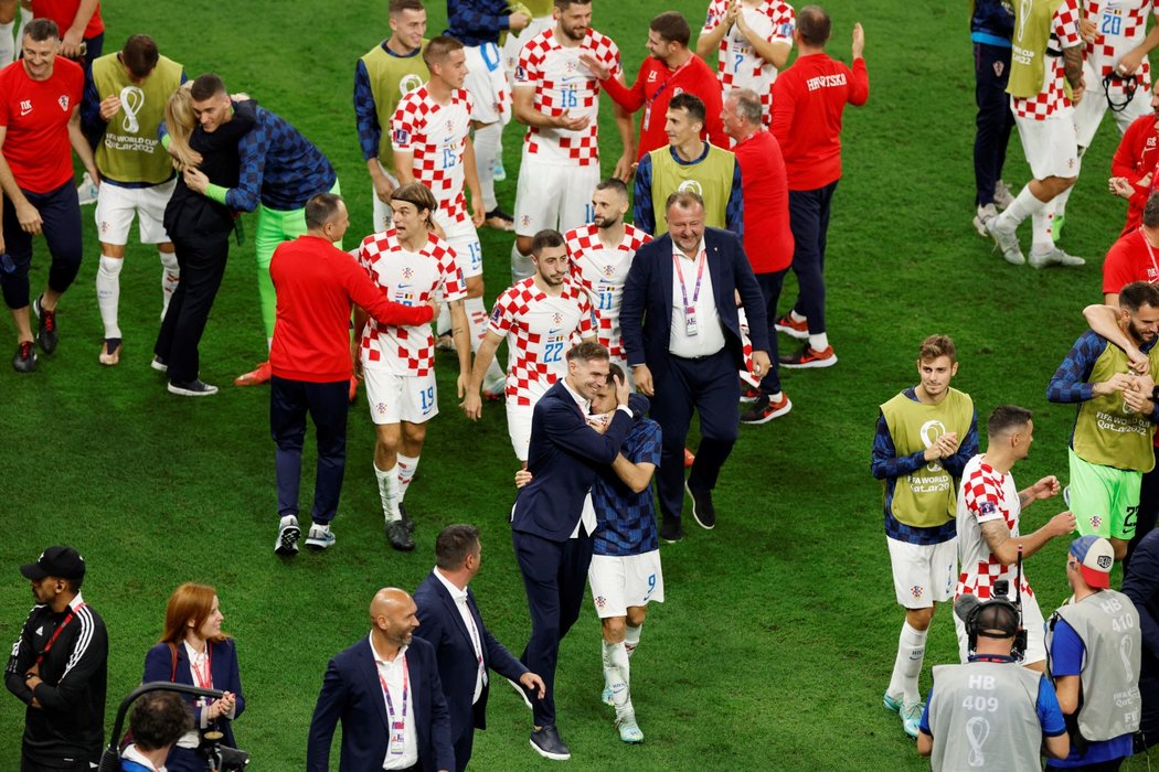 Chorvatští fotbalisté slaví postup do osmifinále MS po remíze s Belgií
