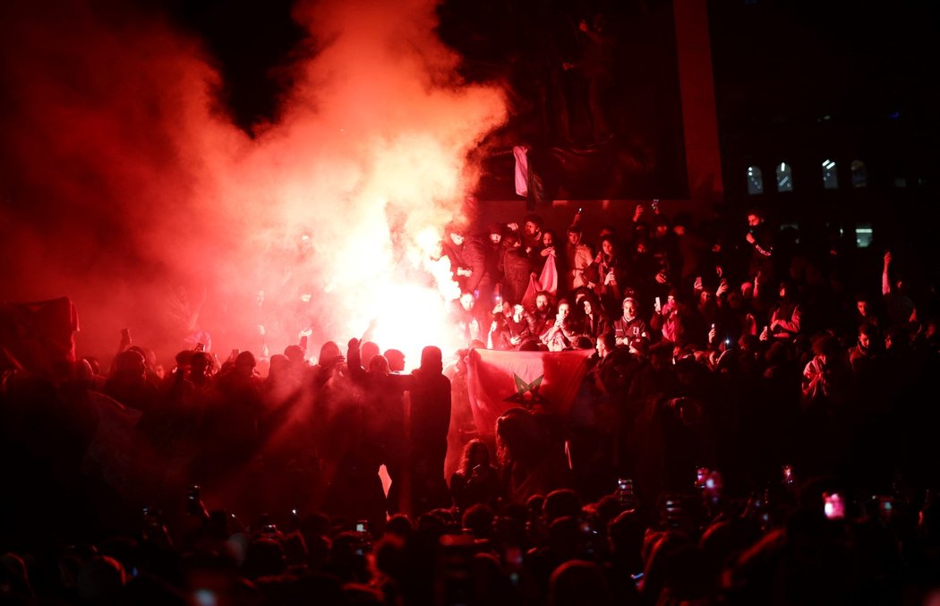 Maročtí fanoušci slavili postup do semifinále MS ve fotbale