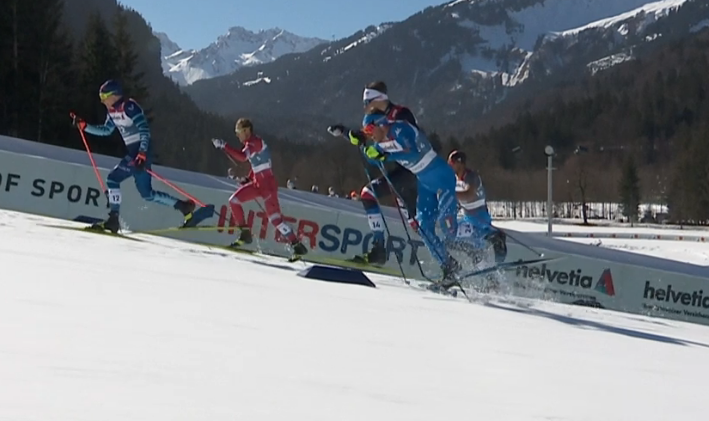 Ondřeje Černého srazil ve čtvrtfinále sprintu na MS italský závodník De Fabiani