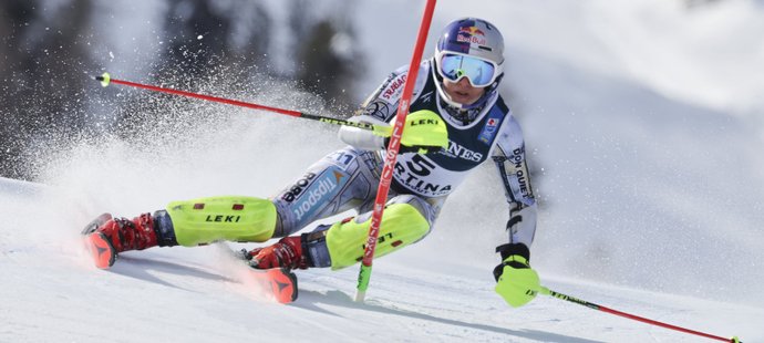 Ledecká v kombinaci: slalom na ledu a osmé místo. Vlhová urvala stříbro