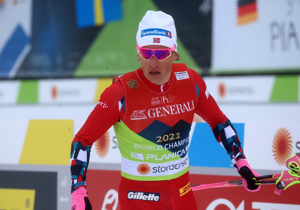 Johannes Hösflot Klaebo po triumfu ve sprintu na MS v klasickém lyžování