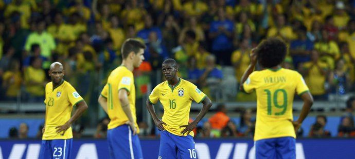 Hráči Brazílie byli vývojem zápasu pochopitelně šokováni