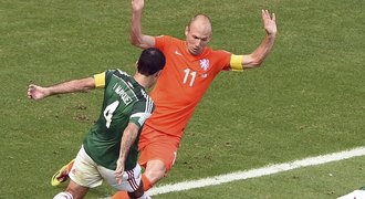 Jeho klička funguje, ale pády také. Robben by to měl zkusit trochu jinak