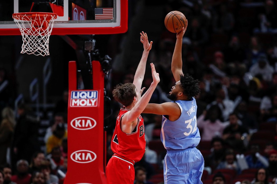 Basketbalisté Chicaga zdolali v NBA po vydařené koncovce Minnesotu 117:110