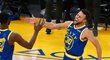 Hvězda basketbalové NBA Stephen Curry během duelu Golden State proti Clippers, v němž naprosto dominoval