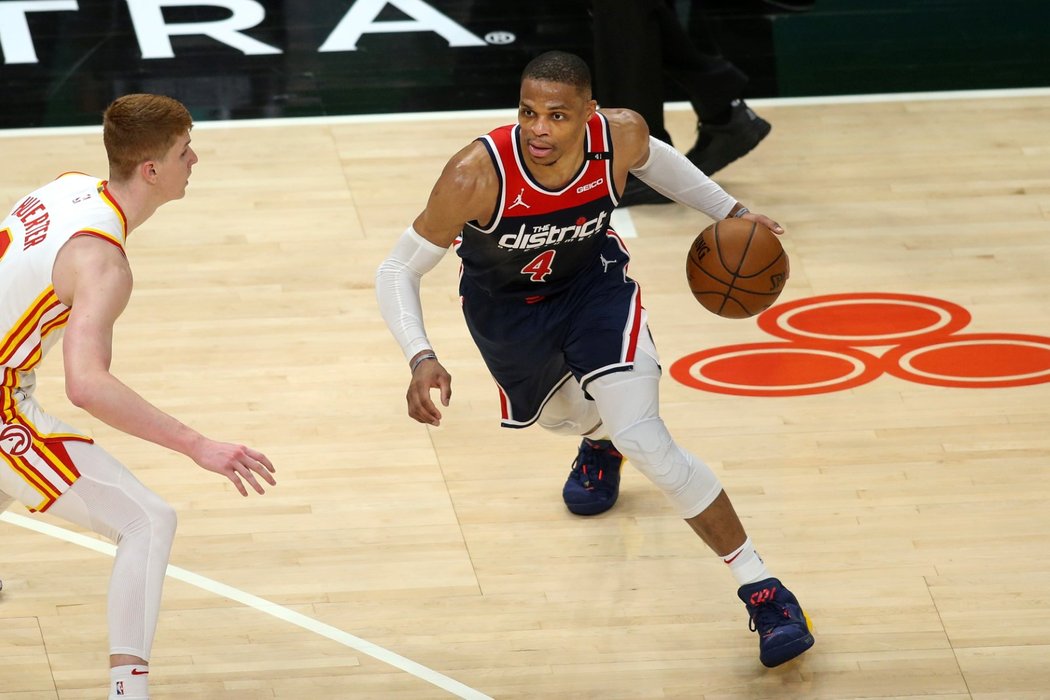 Basketalista Washingtonu Wizards Russell Westbrook v utkání NBA, kde překonal 47let starý rekord